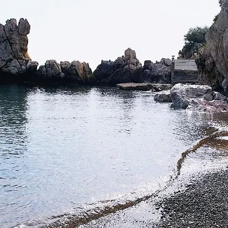 Affittacamere Casa Vacanze Oasi Verde Mandra Capreria